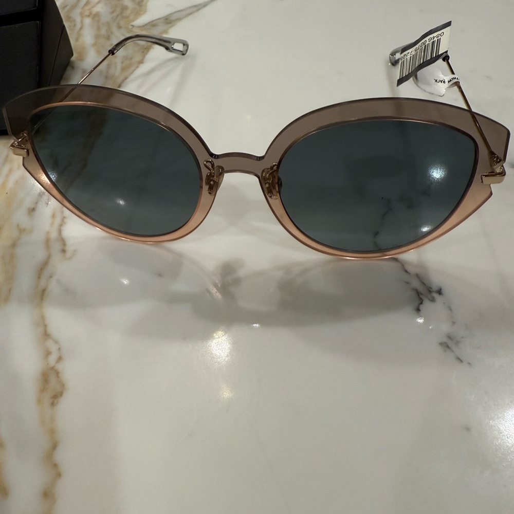 Dior Gold and Pink Cat Eye Sunglasses - Picture 3 of 10